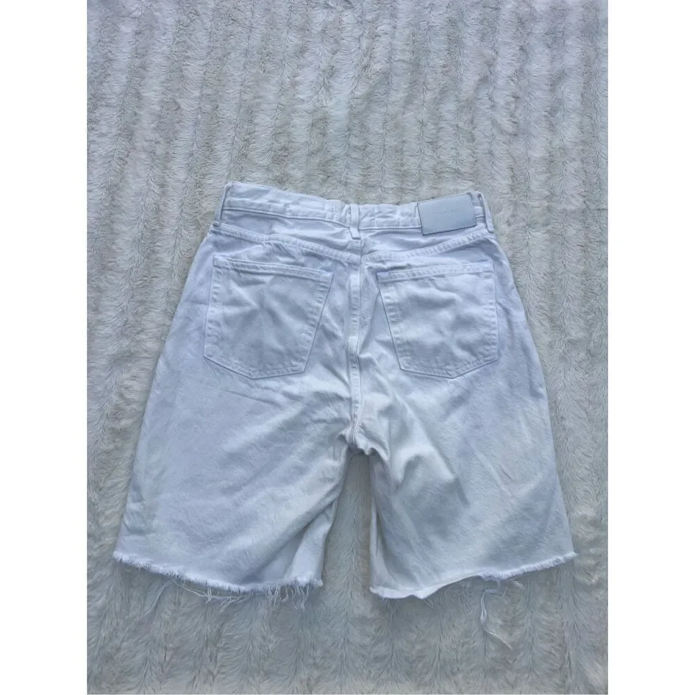 Everlane the cheeky long short Women’s size 26”